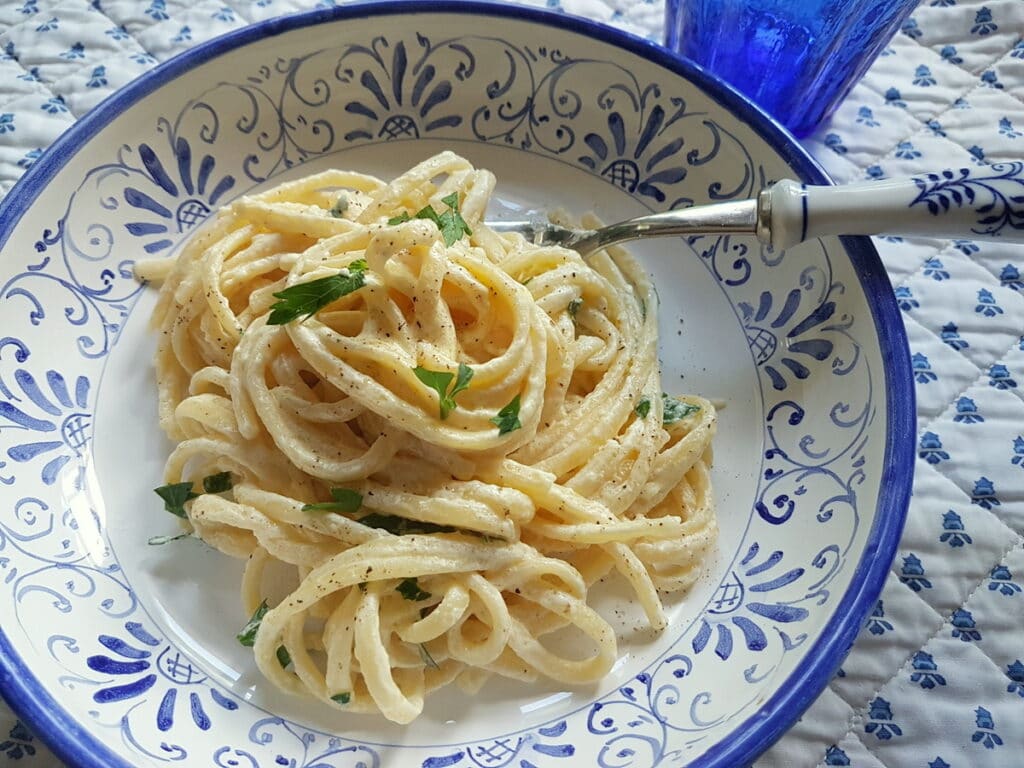 Creamy linguine al limone from Amalfi & Sorrento.